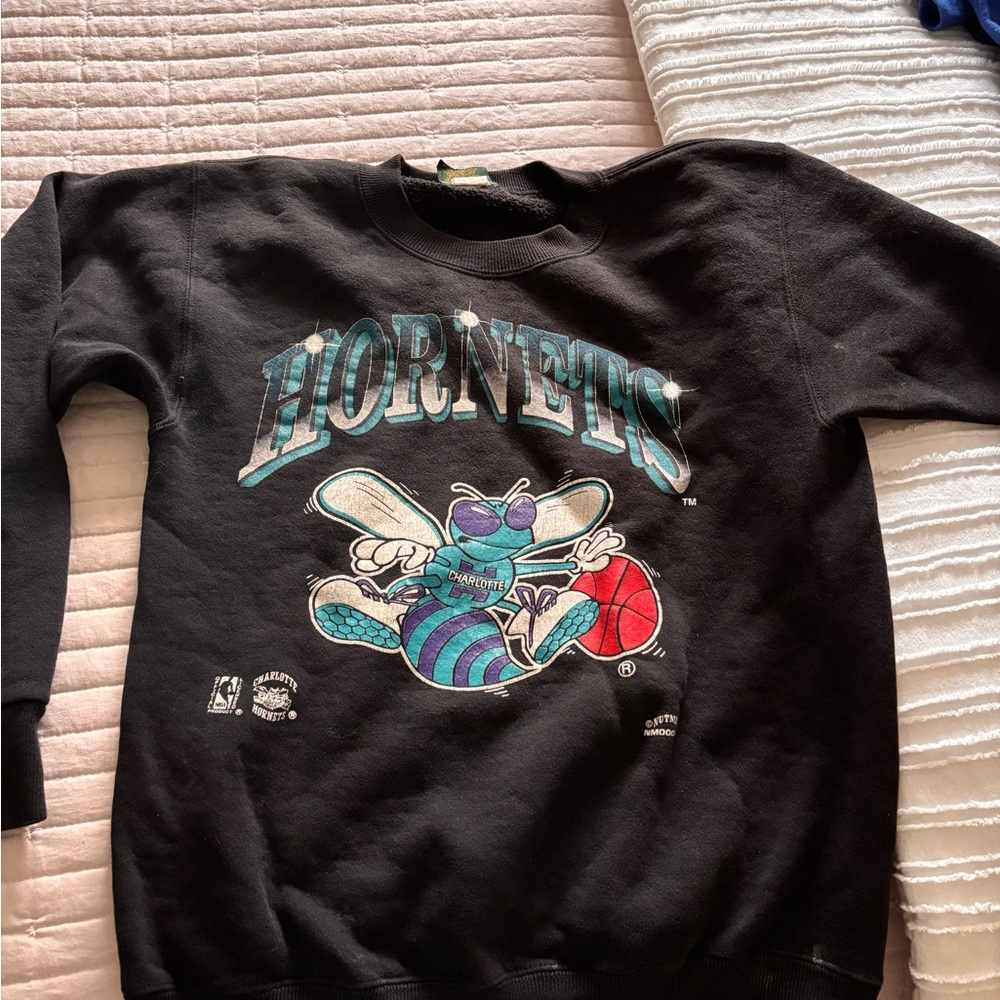 Vintage Charlotte Hornets Black Sweatshirt